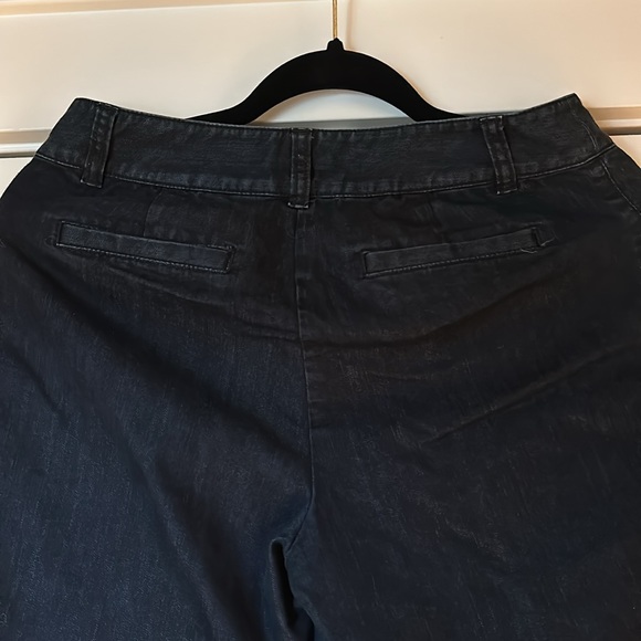 J-Jill woman’s jeans. size6P - Picture 3 of 3